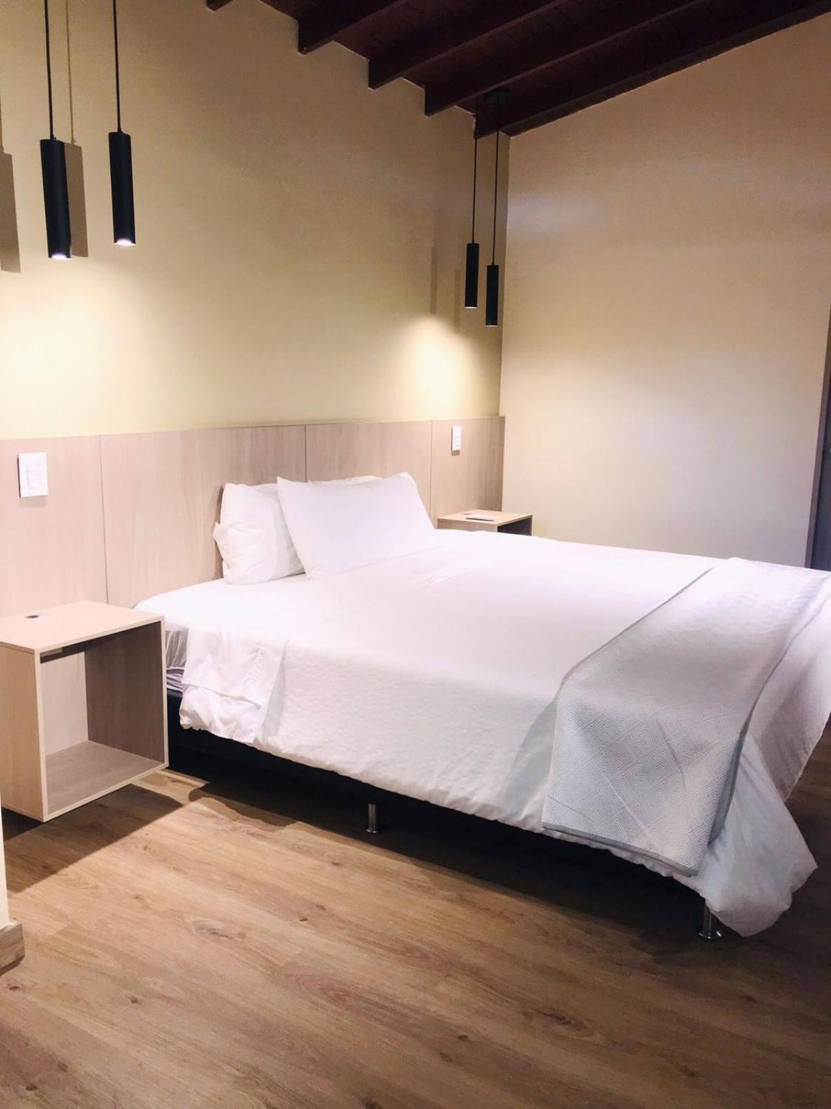 Hotel & Golf Isak Aeropuerto ริโอเนโกร ภายนอก รูปภาพ