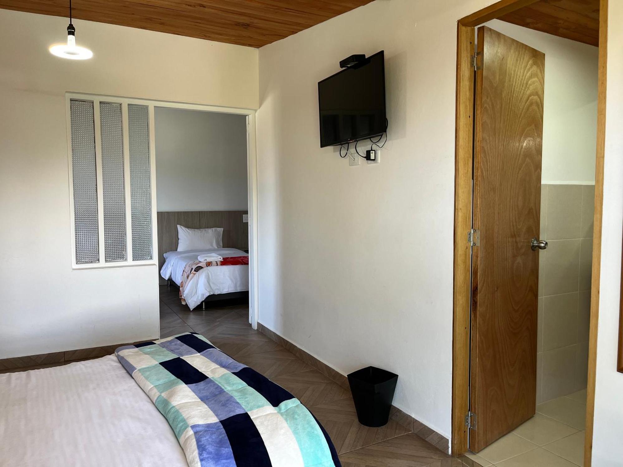 Hotel & Golf Isak Aeropuerto ริโอเนโกร ภายนอก รูปภาพ